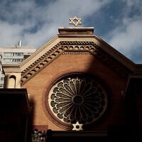The Star of David stands atop the Park East Synagogue, March 3, 2017 in New York City. (Drew Angerer/Getty Images/AFP)