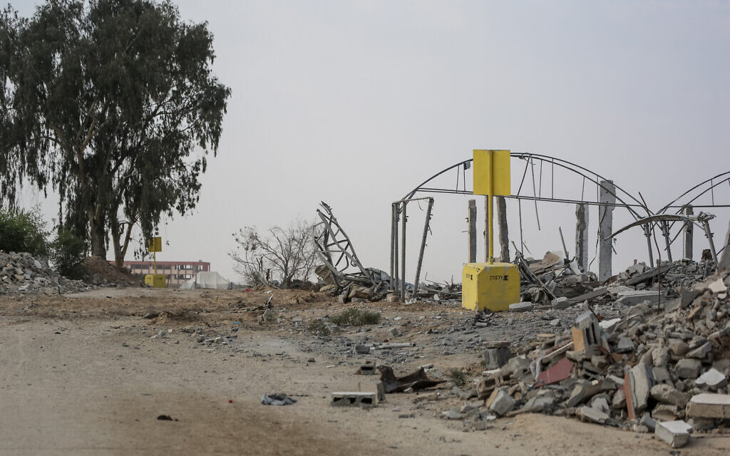 A general view of a concrete block marking the Yellow Line in Gaza, seen near the central Gaza Strip's Bureij refugee camp, November 4, 2025. (Bashar Taleb/AFP)