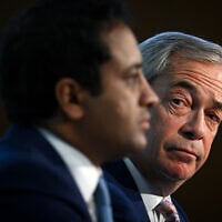 Reform UK leader Nigel Farage (right) attends a press conference with Zia Yusuf, head of Reform UK's Department of Government Efficiency, in London on November 18, 2025. (Justin TALLIS / AFP)