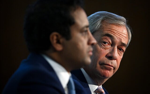 Reform UK leader Nigel Farage (right) attends a press conference with Zia Yusuf, head of Reform UK's Department of Government Efficiency, in London on November 18, 2025. (Justin TALLIS / AFP) Reform UK leader Nigel Farage (right) attends a press conference with Zia Yusuf, head of Reform UK's Department of Government Efficiency, in London on November 18, 2025. (Justin TALLIS / AFP)