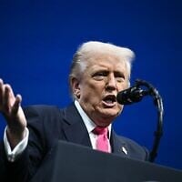 US president Donald Trump delivers remarks at the US-Saudi Investment Forum at the John F. Kennedy Center for the Performing Arts in Washington, DC on November 19, 2025. (Brendan SMIALOWSKI / AFP)