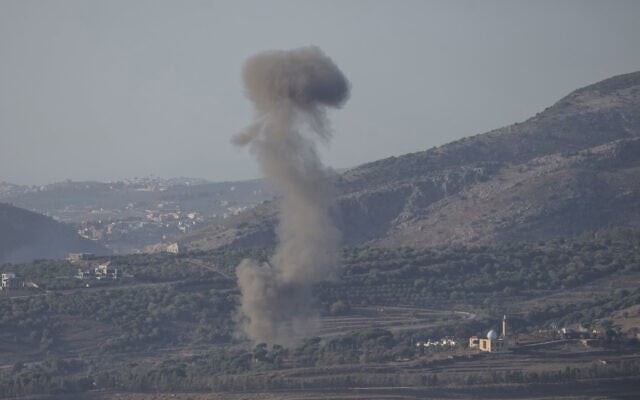 Smoke rises from the site of an Israeli airstrike that targeted the southern Lebanese village of Mahmoudiyeh on November 22, 2025. (Rabih DAHER / AFP) Smoke rises from the site of an Israeli airstrike that targeted the southern Lebanese village of Mahmoudiyeh on November 22, 2025. (Rabih DAHER / AFP)