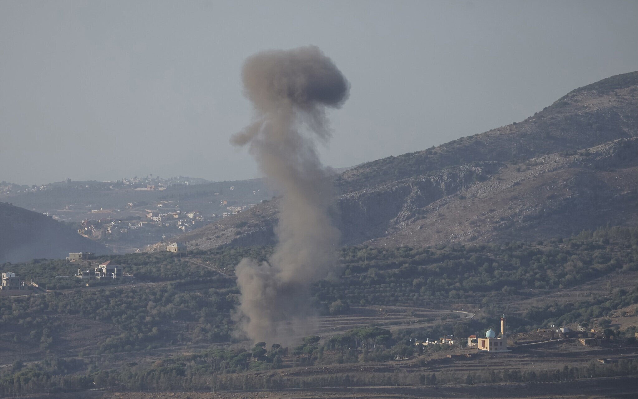 IDF carries out wave of airstrikes on Hezbollah sites across Lebanon