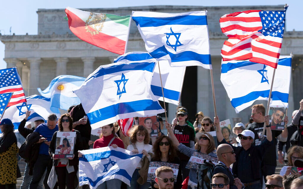 People rally at the Lincoln Memorial in support of Israel in Washington, DC, Sunday, April 7, 2024. (AP Photo/Jose Luis Magana) People rally at the Lincoln Memorial in support of Israel in Washington, DC, Sunday, April 7, 2024. (AP Photo/Jose Luis Magana)