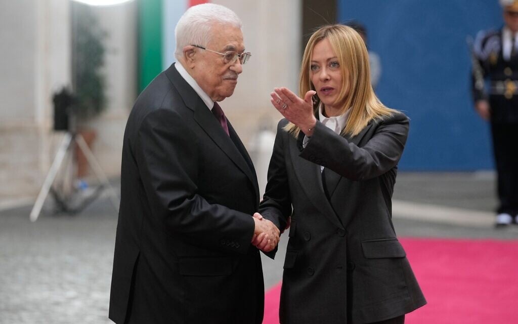 Palestinian President Mahmoud Abbas, left, meets with Italian Premier Giorgia Meloni at Chigi government offices, in Rome, Friday, Nov. 7, 2025. (AP Photo/Gregorio Borgia) Palestinian President Mahmoud Abbas, left, meets with Italian Premier Giorgia Meloni at Chigi government offices, in Rome, Friday, Nov. 7, 2025. (AP Photo/Gregorio Borgia)
