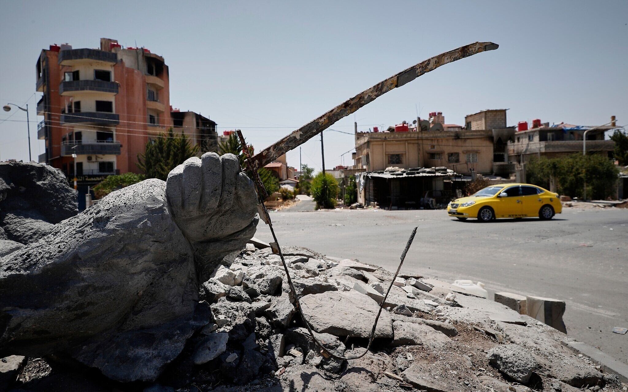 Druze and Syrian government forces accuse each other of violating Sweida ceasefire