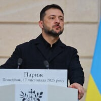 Ukrainian President Volodymyr Zelensky attends a joint press conference with French President Emmanuel Macron at the Elysee Palace in Paris, November 17, 2025. (Sarah Meyssonnier, Pool Photo via AP)