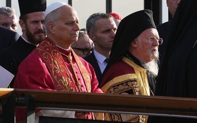 Pope Leo XIV (left) and the Ecumenical Patriarch Bartholomew I lead an Ecumenical prayer service near the archaeological excavations of the ancient Basilica of Saint Neophytos, in Iznik, Turkey, November 28, 2025. (AP Photo/Domenico Stinellis) Pope Leo XIV (left) and the Ecumenical Patriarch Bartholomew I lead an Ecumenical prayer service near the archaeological excavations of the ancient Basilica of Saint Neophytos, in Iznik, Turkey, November 28, 2025. (AP Photo/Domenico Stinellis)