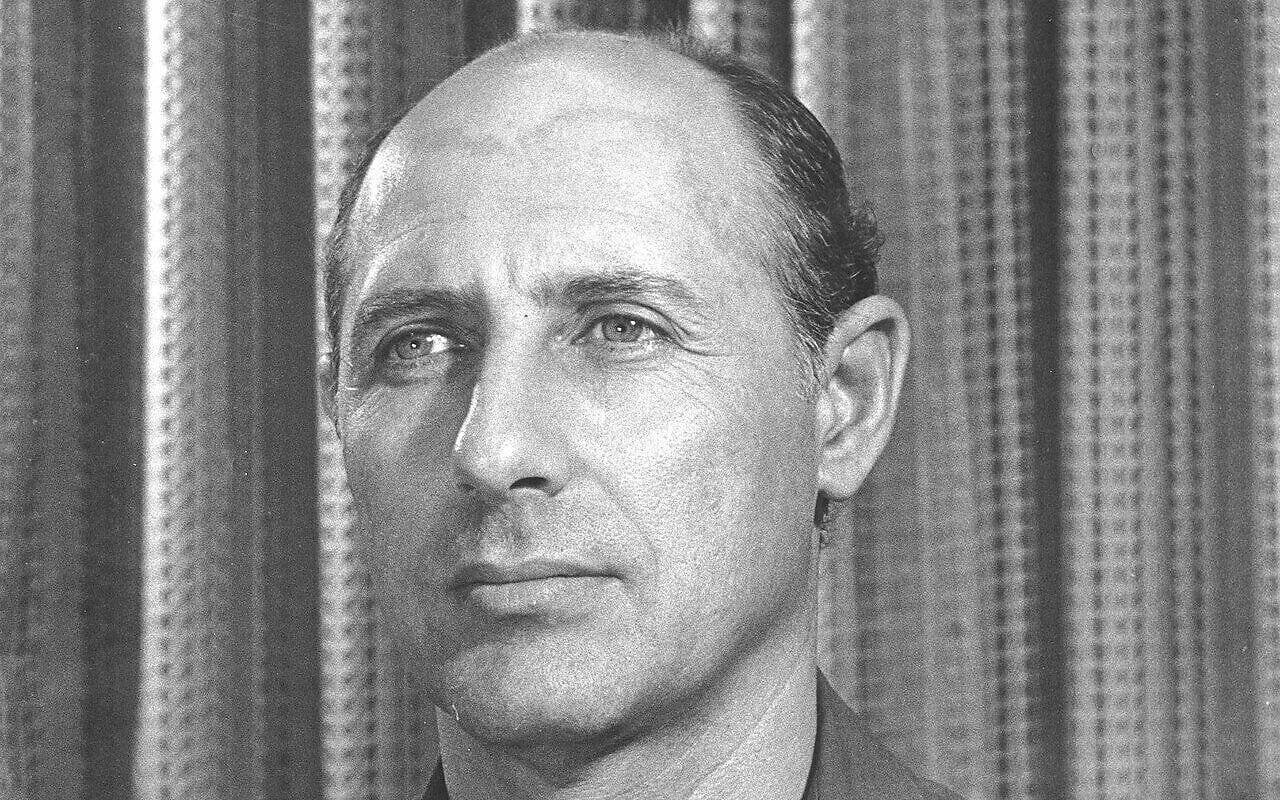 How onetime rising star Eli Zeira’s successive miscalculations cost his country and career