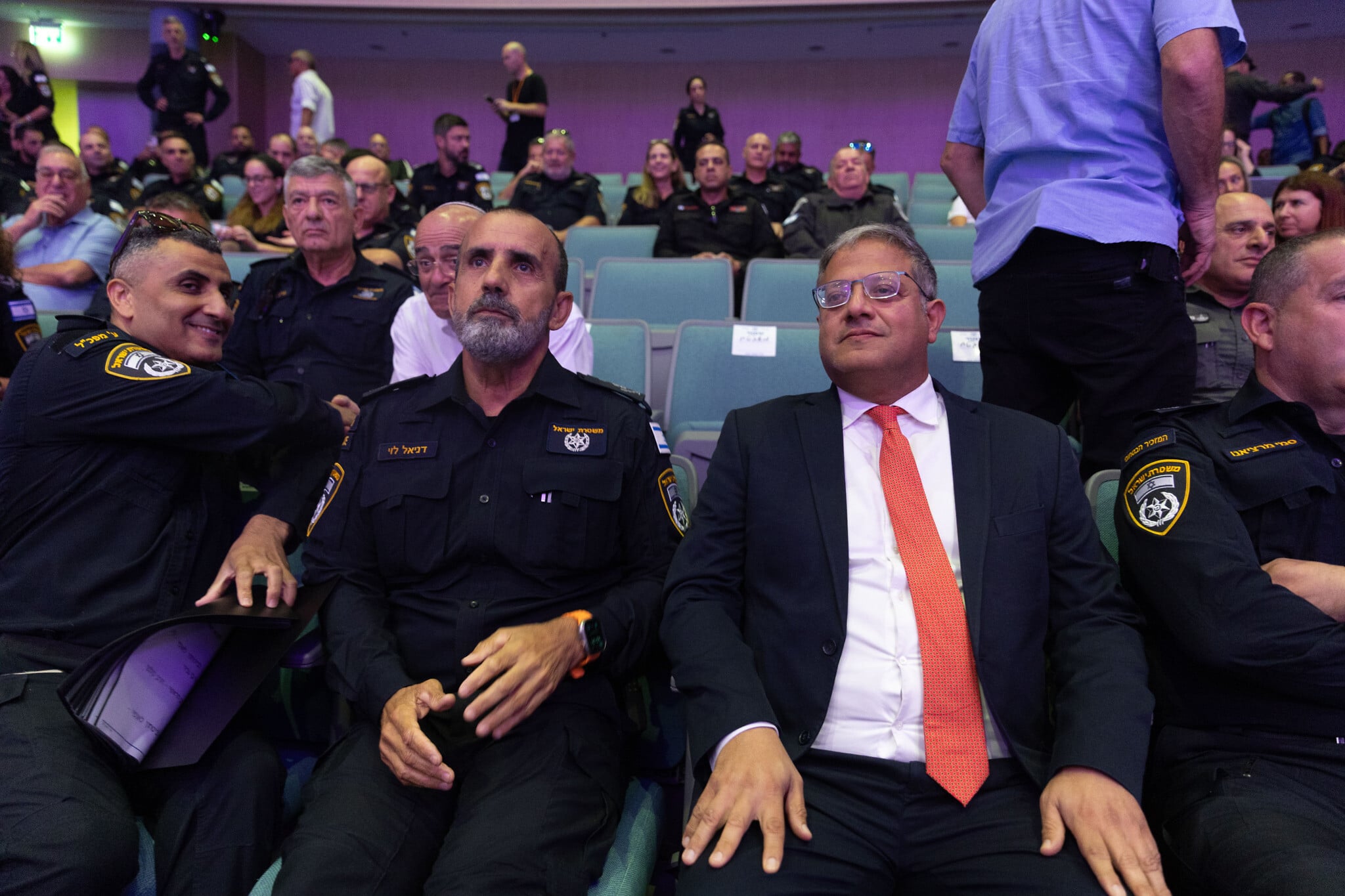 Ben Gvir confronts police brass, demands Kula helm Sde Teiman leak probe