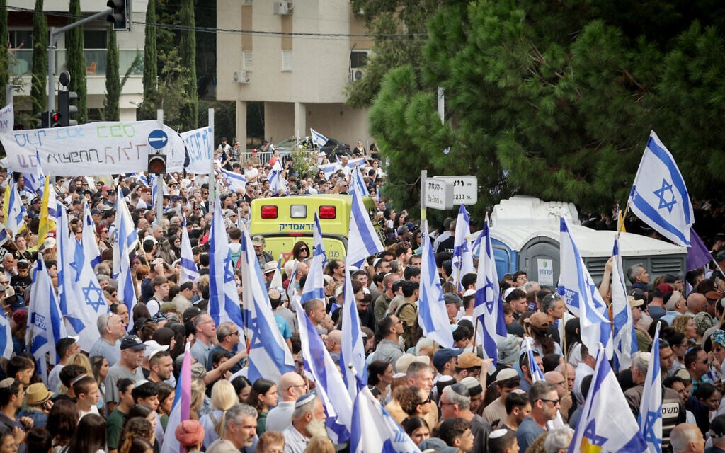 The funeral of soldier Hadar Goldin at the Kfar Saba military cemetery, November 11, 2025 (Tal Gal/FLASH90) The funeral of soldier Hadar Goldin at the Kfar Saba military cemetery, November 11, 2025 (Tal Gal/FLASH90)