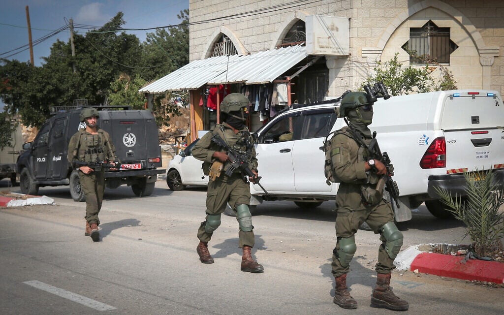 Israeli security forces are seen operating in the West Bank after a mosque in the village of Deir Istiya was reportedly set on fire and vandalized by Israeli settlers, on November 13, 2025. (Nasser Ishtayeh/Flash 90) Israeli security forces are seen operating in the West Bank after a mosque in the village of Deir Istiya was reportedly set on fire and vandalized by Israeli settlers, on November 13, 2025. (Nasser Ishtayeh/Flash 90)