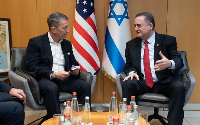 US Chairman of the Joint Chiefs of Staff, Gen. Dan Caine (left) meets with Defense Minister Israel Katz. at the Defense Ministry in Tel Aviv, November 1, 2025. (Ariel Hermoni/Defense Ministry) US Chairman of the Joint Chiefs of Staff, Gen. Dan Caine (left) meets with Defense Minister Israel Katz. at the Defense Ministry in Tel Aviv, November 1, 2025. (Ariel Hermoni/Defense Ministry)
