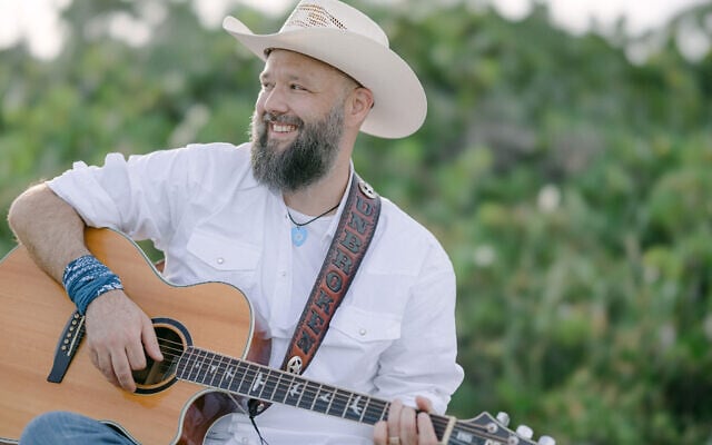 Jewish country music singer Joe Buchanan (Lila Photo)