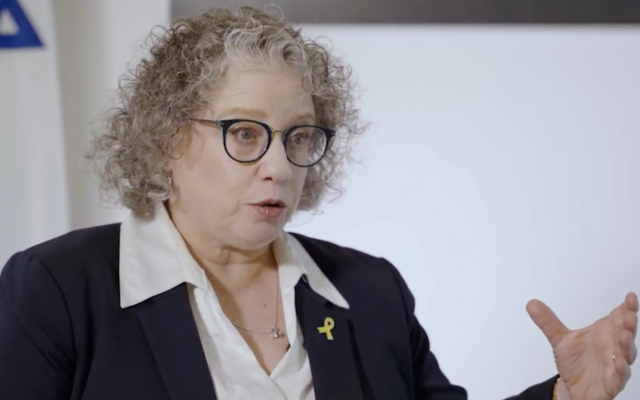 Israeli Ambassador to Mexico Einat Kranz Neiger speaks in a March 2025 interview. (Screen capture via Revista Cámara - Periodismo Legislativo on YouTube)