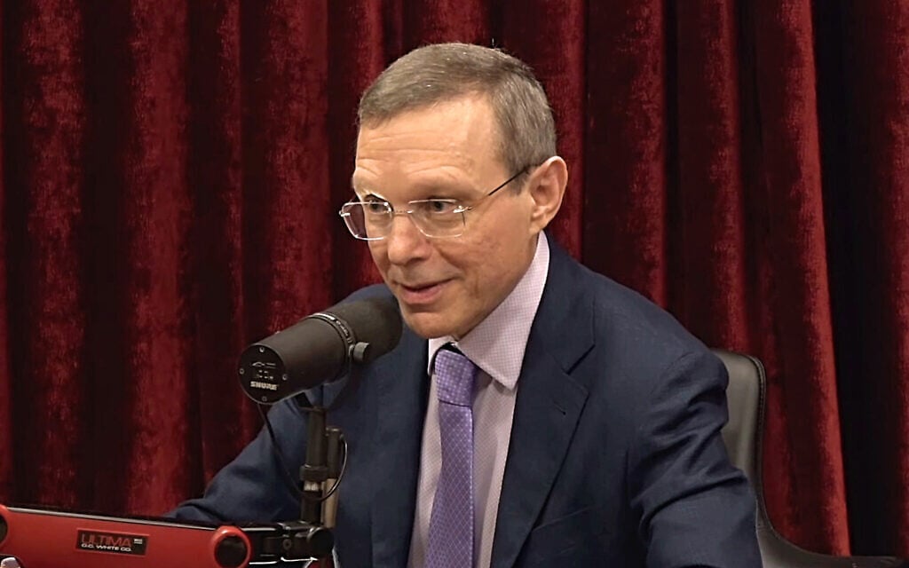 Prof. Avi Loeb appears on the Joe Rogan Experience, October 28, 2025. (YouTube screenshot) Prof. Avi Loeb appears on the Joe Rogan Experience, October 28, 2025. (YouTube screenshot)