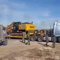 IDF troops begin the evacuation and demolition of the illegal Tzur Misgavi outpost in the West Bank, November 17, 2025. (Courtesy)