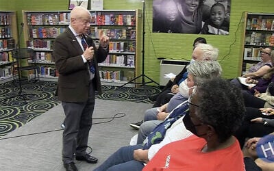 Screen capture from video of Holocaust survivor Sami Steigmann giving a lecture, 2022. (YouTube)