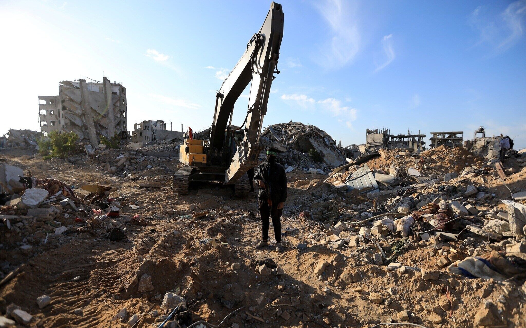 Israel tells mediators that Gaza terror groups can reach body of last hostage — report