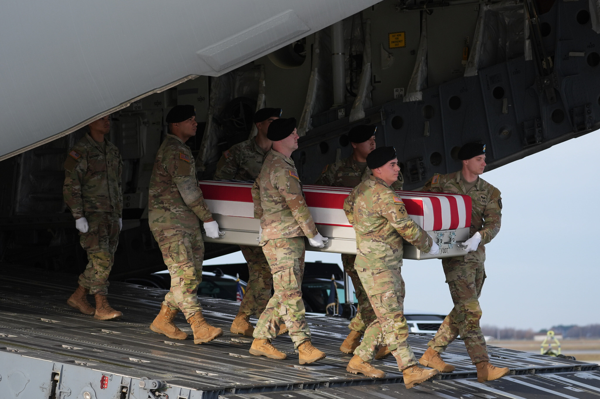 US launches 'large-scale' operation against ISIS in Syria after fatal ...