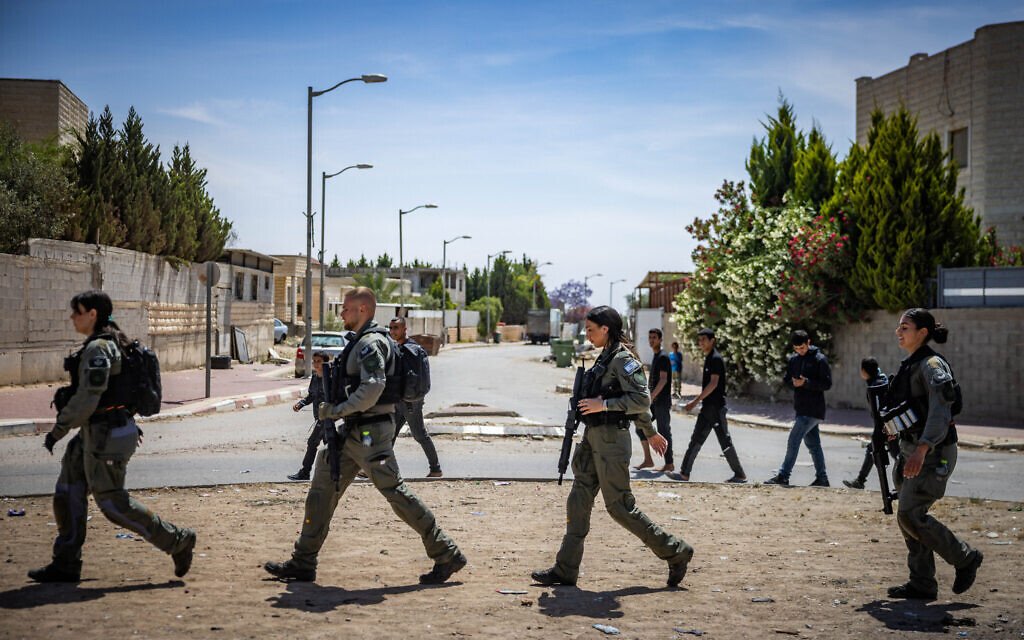 Israeli security forces raid the Bedouin city of Rahat on May 7, 2025. (Chaim Goldberg/Flash90) Israeli security forces raid the Bedouin city of Rahat on May 7, 2025. (Chaim Goldberg/Flash90)