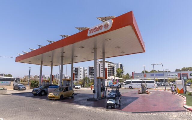 An illustrative photo of a gas station in the southern city of Sderot, July 28, 2025. (Yossi Aloni/Flash90) An illustrative photo of a gas station in the southern city of Sderot, July 28, 2025. (Yossi Aloni/Flash90)