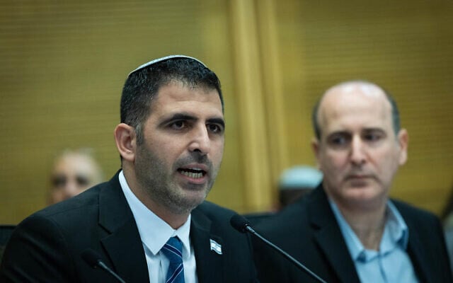 Communications Minister Shlomo Karhi at the Special Committee for the Communications Law at the Knesset, December 8, 2025. (Yonatan Sindel/Flash90)