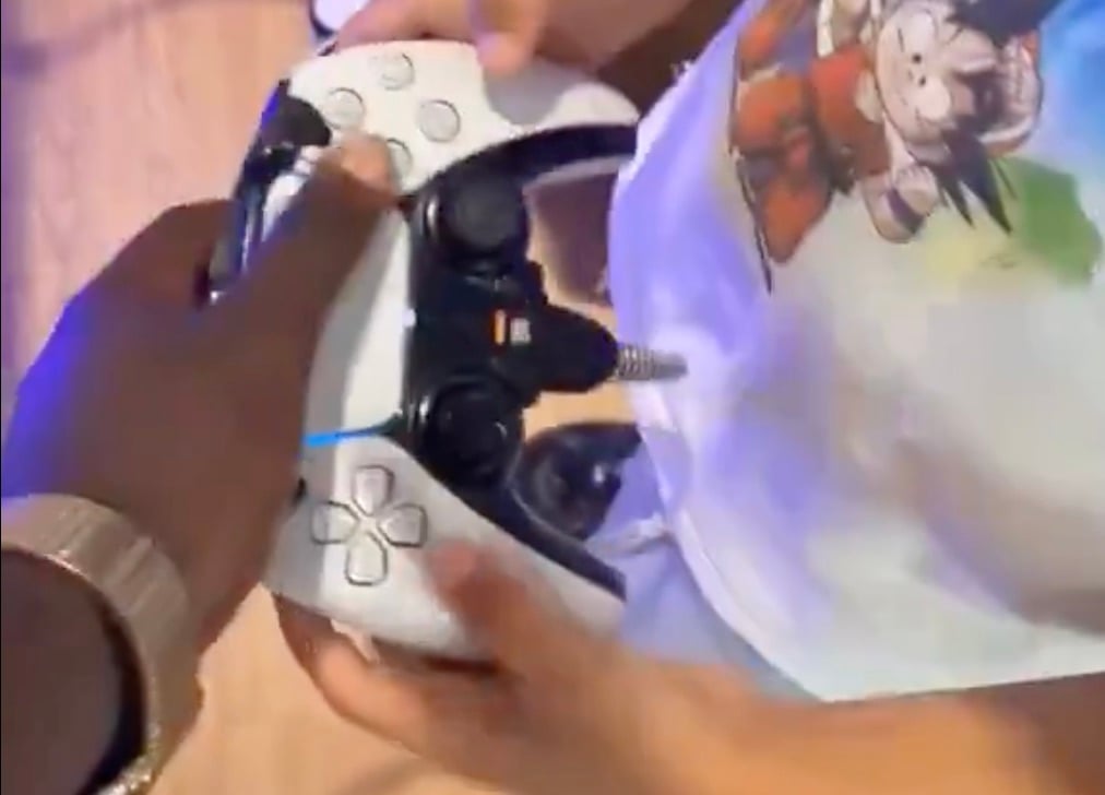 France launches probe over video of man seen harassing Jewish boy at Paris airport