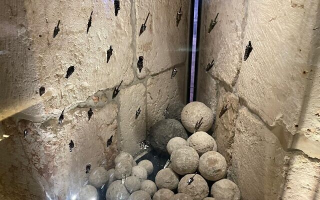 Arrowheads and catapult balls used by the army of Greek king Antiochus VII Sidetes, a descendant of the Maccabees’ foe Antiochus IV Epiphanes, as they laid siege to Jerusalem in 134 BCE on display at the Tower of David Jerusalem Museum. (Rossella Tercatin/Times of Israel).