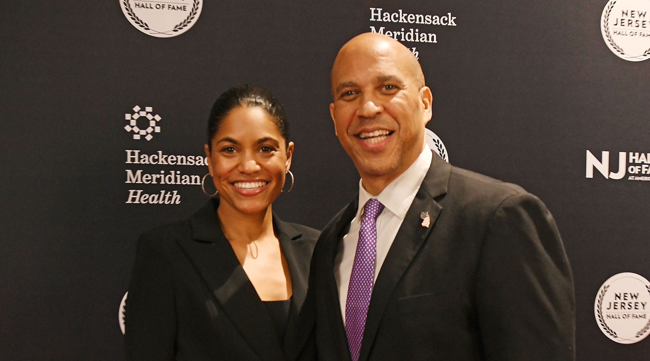 Torah-quoting Sen. Cory Booker marries into the People of the Book | The  Times of Israel