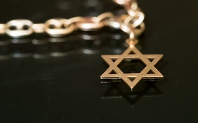 Illustrative: A Star of David gold necklace (iStock by Getty Images)