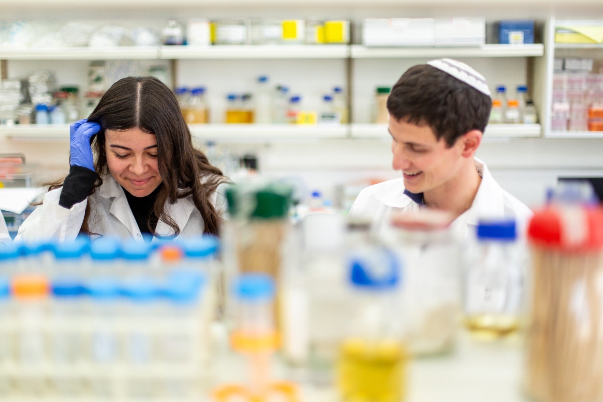 Newly discovered RNA molecule could lead to new treatments in the war against ‘superbugs’