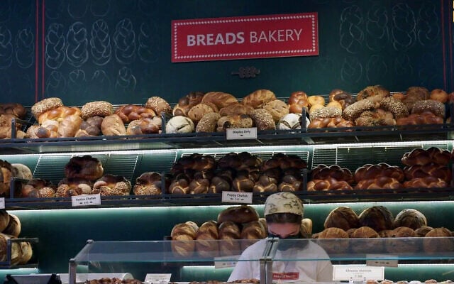 Screen capture from video of a Breads Bakery in New York, 2022. (YouTube) Screen capture from video of a Breads Bakery in New York, 2022. (YouTube)