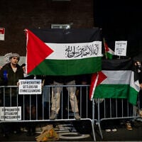 Anti-Zionist protesters outside a school and synagogue in New York City, January 8, 2026. (Luke Tress/Times of Israel) Anti-Zionist protesters outside a school and synagogue in New York City, January 8, 2026. (Luke Tress/Times of Israel)