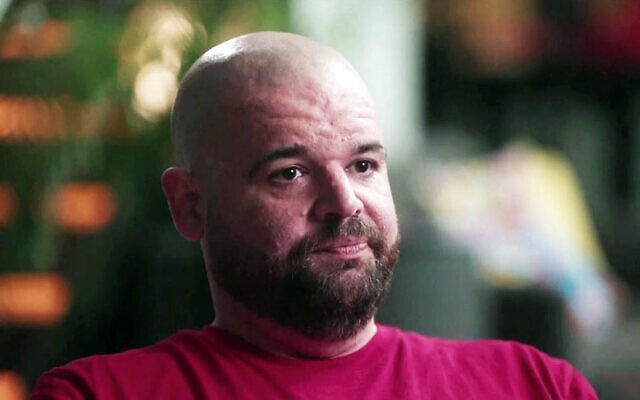 Eitan Horn speaks to Channel 12 in an interview that aired on January 18, 2026. (Channel 12 screenshot)