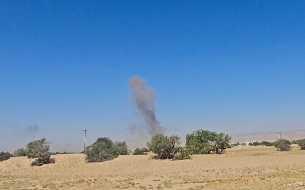 Saudi jets strike UAE-backed separatists in Yemen; Abu Dhabi says its forces have withdrawn