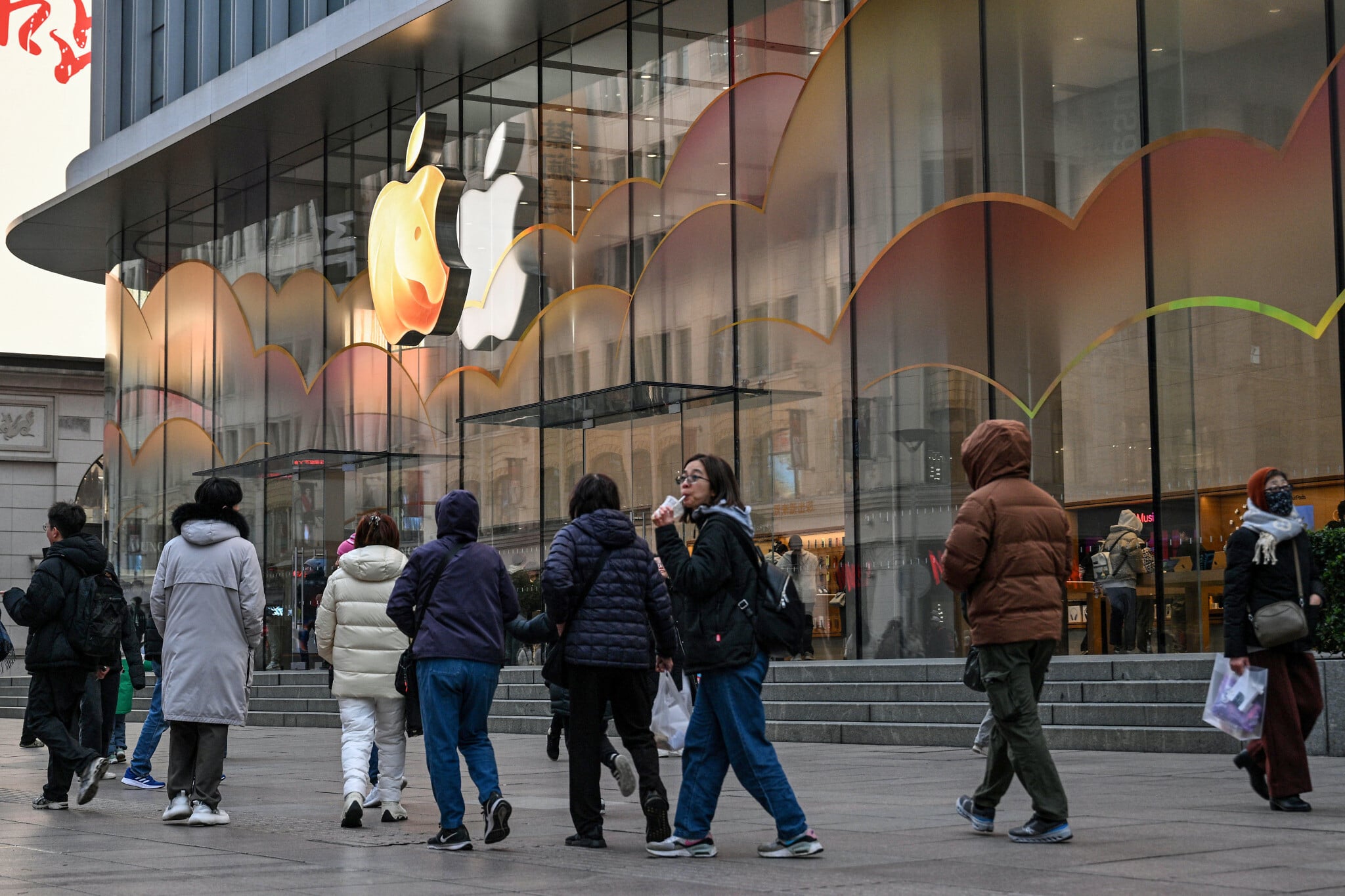 Apple buys Israeli startup, reportedly for $2 billion, that reads facial ‘micro movements’