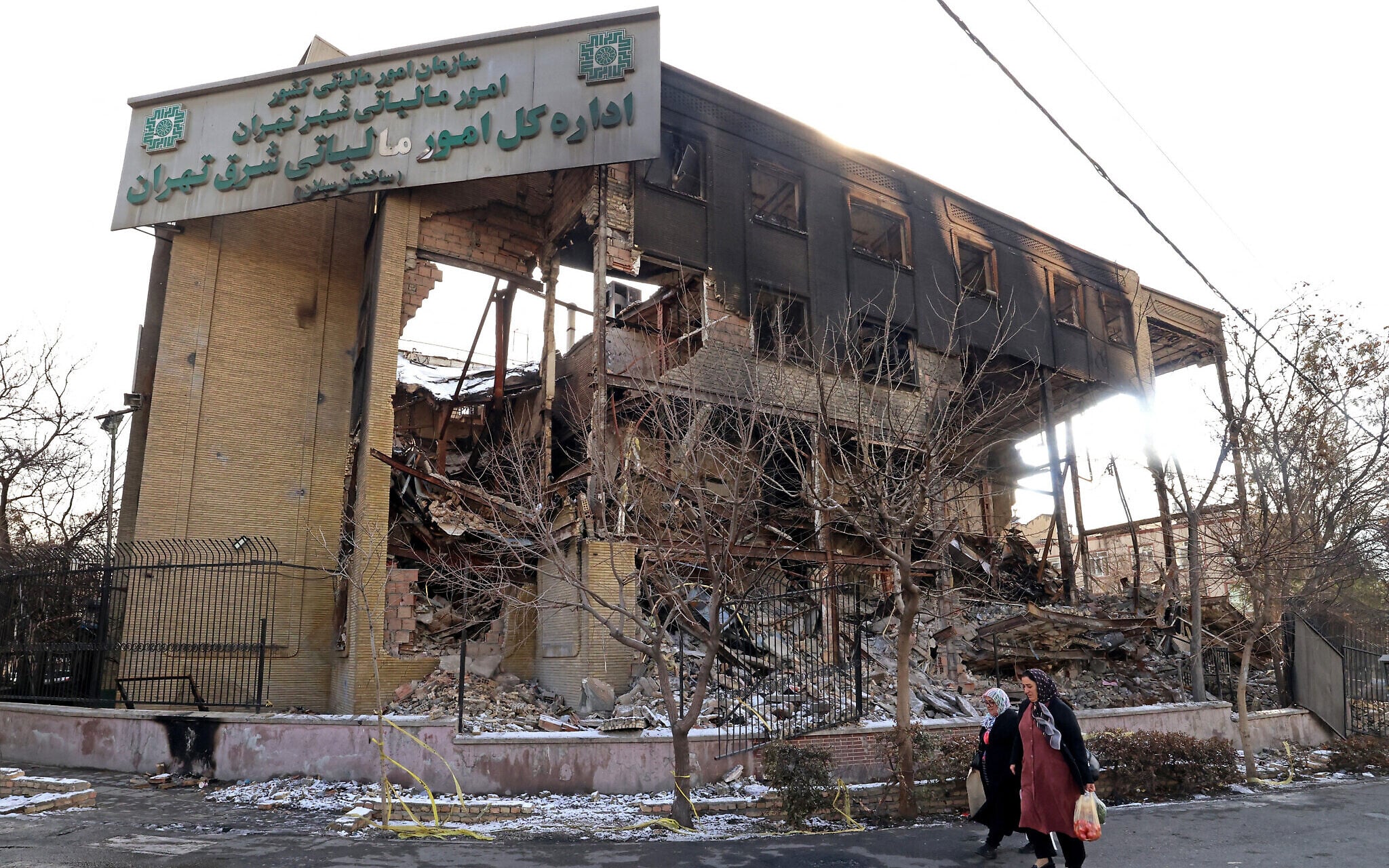 Activists raise Iran protest crackdown death toll to over 5,000; Trump: ‘Armada’ headed to region