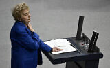 Holocaust survivor Tova Friedman addresses delegates and state authorities during a commemoration for the victims of the Holocaust at the Bundestag on January 28, 2026 in Berlin. (Tobias SCHWARZ / AFP)