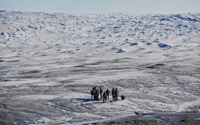 Danish military forces participate in an exercise with hundreds of troops from several European NATO members in Kangerlussuaq, Greenland, September 17, 2025. (AP/Ebrahim Noroozi, File) Danish military forces participate in an exercise with hundreds of troops from several European NATO members in Kangerlussuaq, Greenland, September 17, 2025. (AP/Ebrahim Noroozi, File)