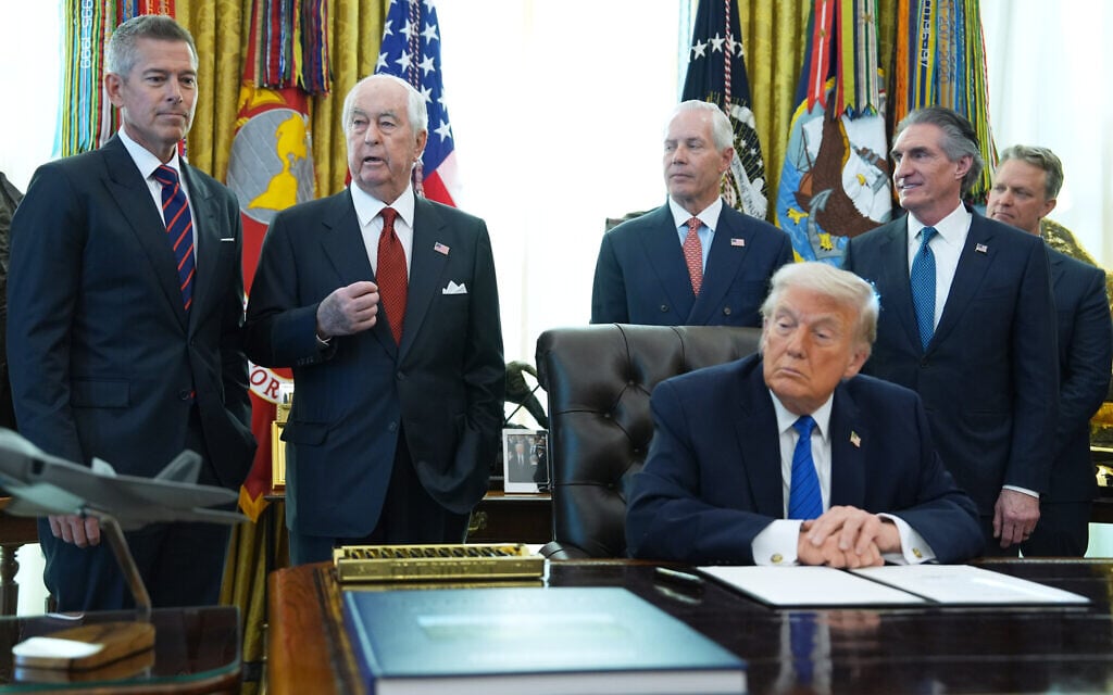US President Donald Trump in the Oval Office of the White House, Friday, Jan. 30, 2026, in Washington. (AP Photo/Evan Vucci)