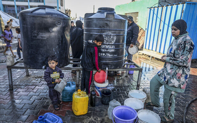 Displaced Palestinians shelter at a UNRWA school in Khan Younis, in the southern Gaza Strip, December 24, 2025. (Abed Rahim Khatib/Flash90) Displaced Palestinians shelter at a UNRWA school in Khan Younis, in the southern Gaza Strip, December 24, 2025. (Abed Rahim Khatib/Flash90)