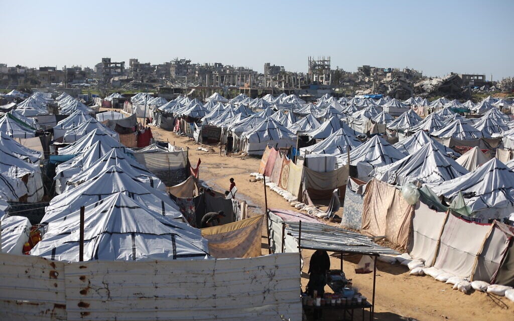 Hamas tells its Gaza agencies to prepare to cede power as part of truce plan