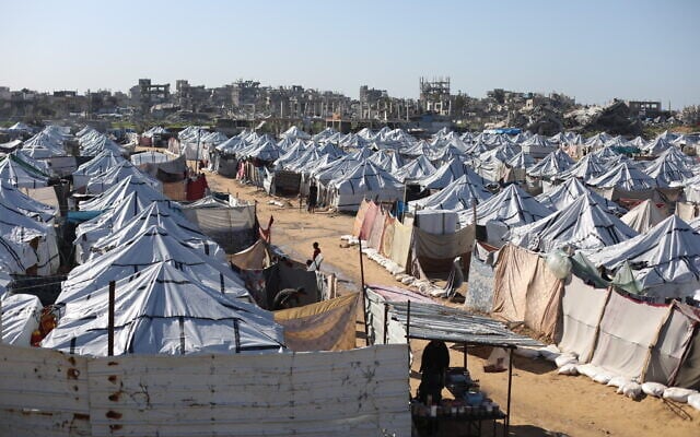 Tents housing displaced Palestinians are seen in Gaza City, January 11, 2026. (Ali Hassan/Flash90) Tents housing displaced Palestinians are seen in Gaza City, January 11, 2026. (Ali Hassan/Flash90)