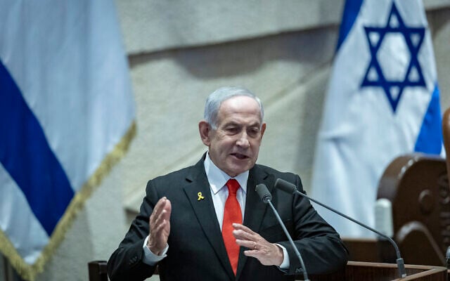 Prime Minister Benjamin Netanyahu addresses the Knesset plenum in Jerusalem, January 19, 2026. (Chaim Goldberg/Flash90)