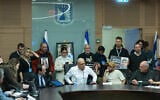 Bereaved families of the October 7 massacre, opposition lawmakers, and supporters hold an alternative committee session calling for the establishment of a state commission of inquiry into the October 7 attacks, January 19, 2026. (Yonatan Sindel/ Flash90)