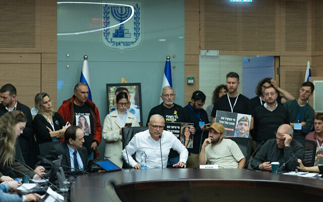 Bereaved families call for a state commission of inquiry into October 7 at the Knesset in Jerusalem, January 19, 2026 (Yonatan Sindel/Flash90)