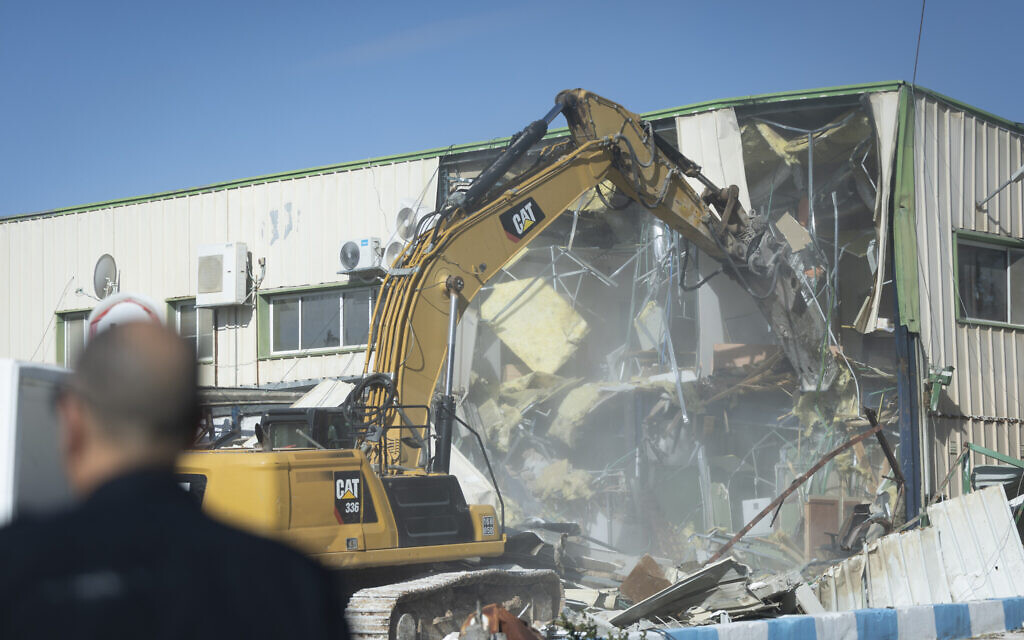 Israel demolishes UNRWA’s East Jerusalem headquarters; UN agency: ‘Unprecedented attack’