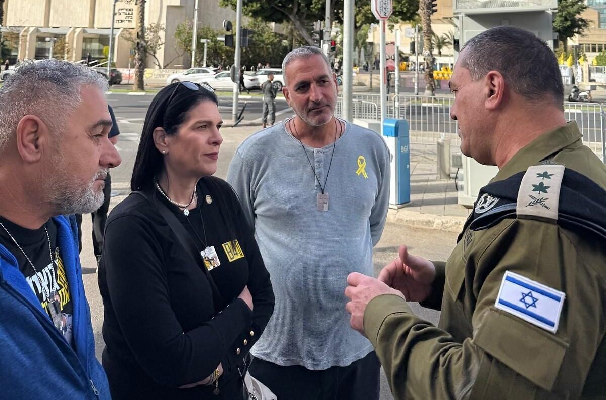 IDF chief stops at rally for final hostage Ran Gvili, vows to bring him home
