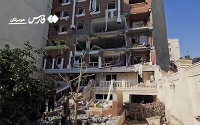 The aftermath of an explosion at a residential building in Bandar Abbas, Iran, January 31. (X, used in accordance with Clause 27a of the Copyright Law)